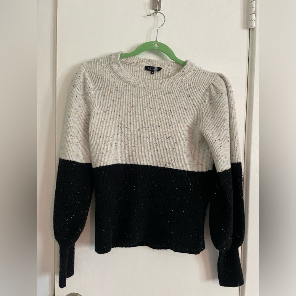 1 state black and white sweater - womens Small